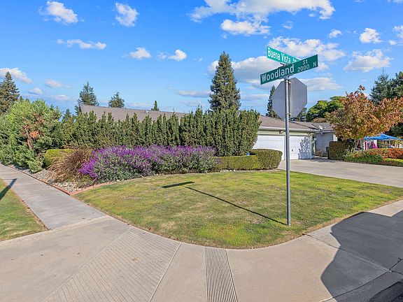 3rd image of 2434 W Buena Vista Avenue