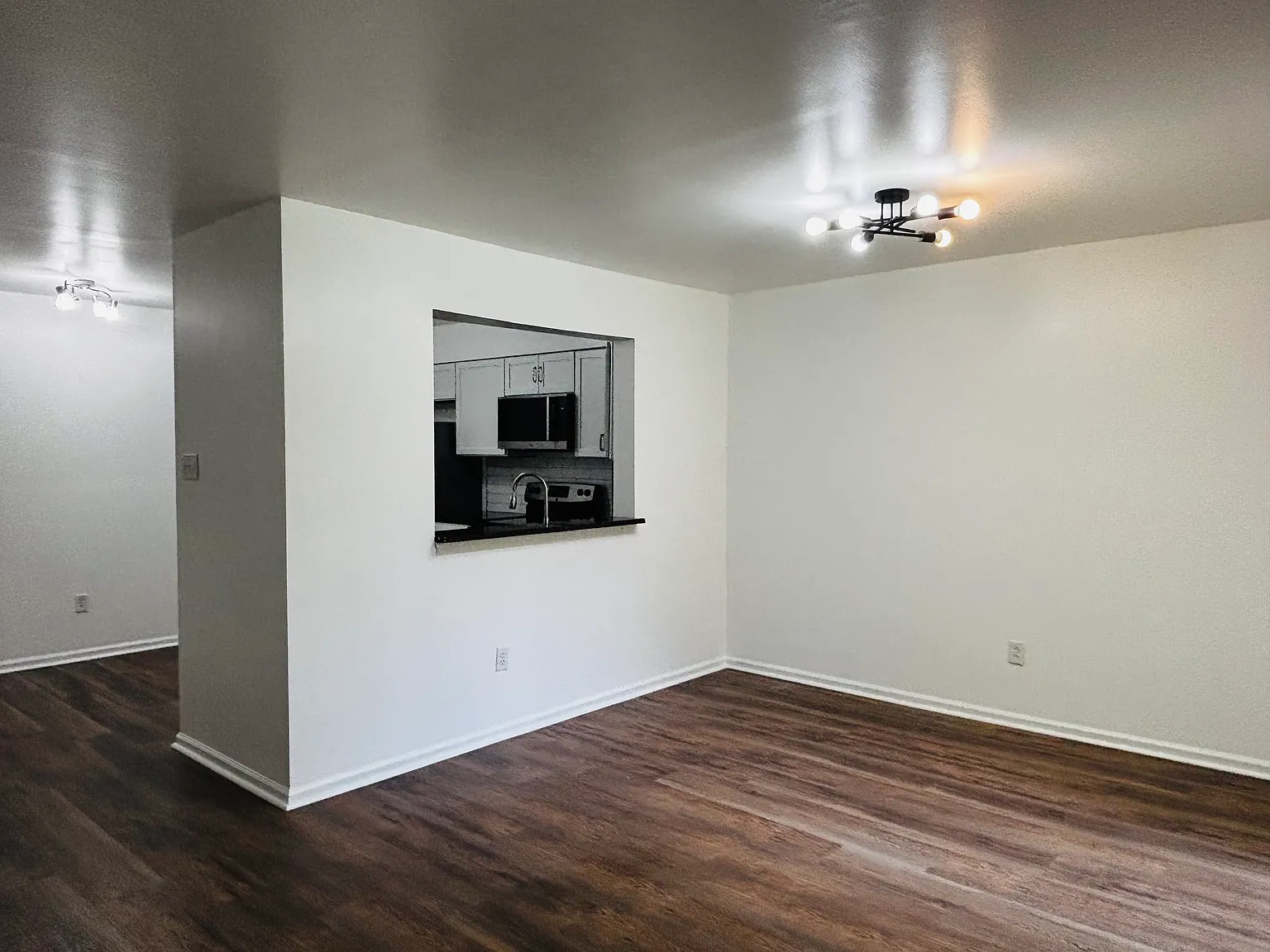 3 bed, 1364 sqft, $2,800 — Photo 4