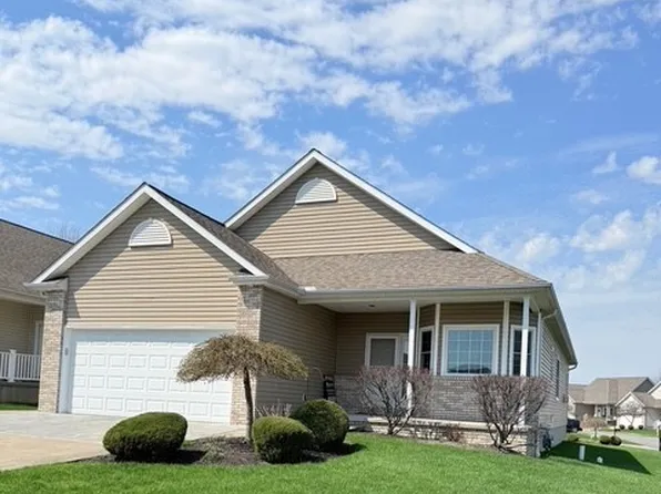 6245 Hayfield Cir, Erie, PA 16509