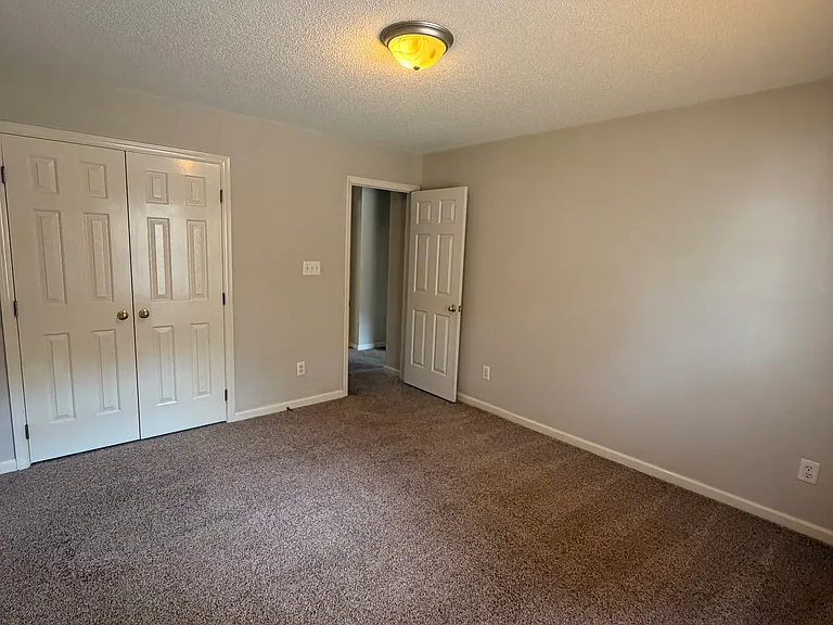 8812 Maplestead Dr — Photo 9