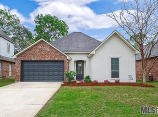 7446 Magnolia Garden Ct, Denham Springs, LA 70706