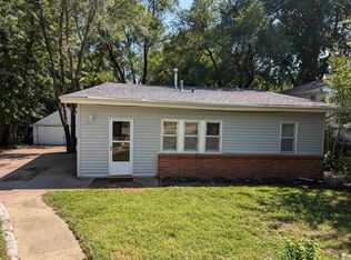 931 Claflin Rd, Manhattan, KS 66502