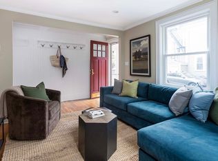 206 Aspinwall Ave #1, Brookline, MA 02446