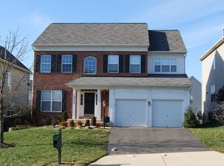 18275 Maple Spring Ct, Leesburg, VA 20176
