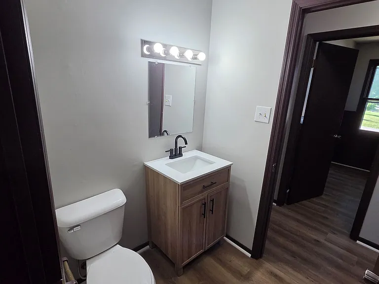1021 Ridgeway Dr — Photo 9