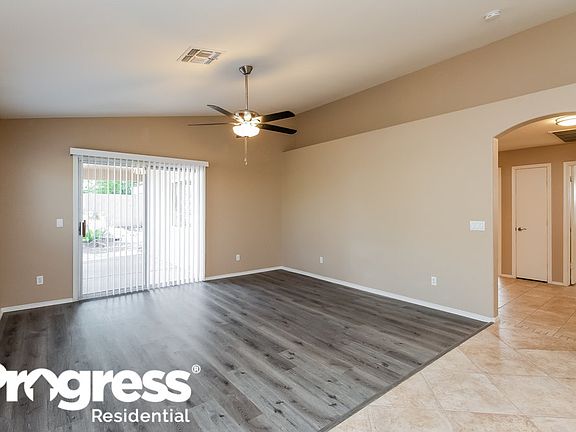 2nd image of 803 S Chatsworth