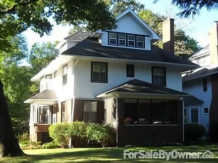 901 Central Ave photo 1