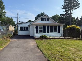 197 Brayton Rd, Rochester, NY 14616