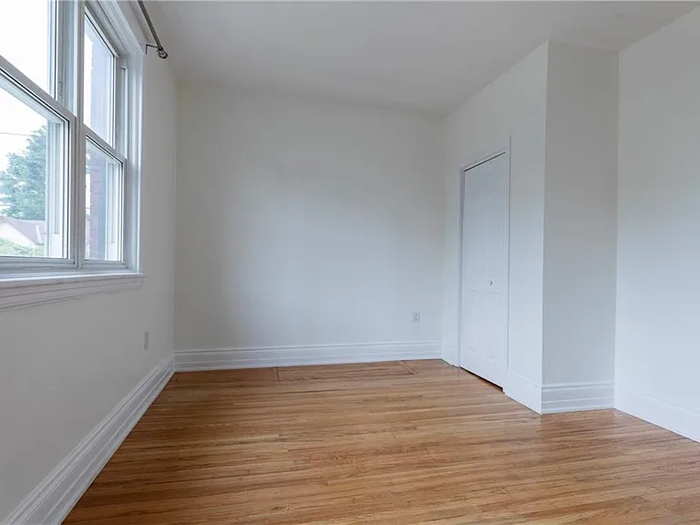170 Florence St #1 — Photo 13