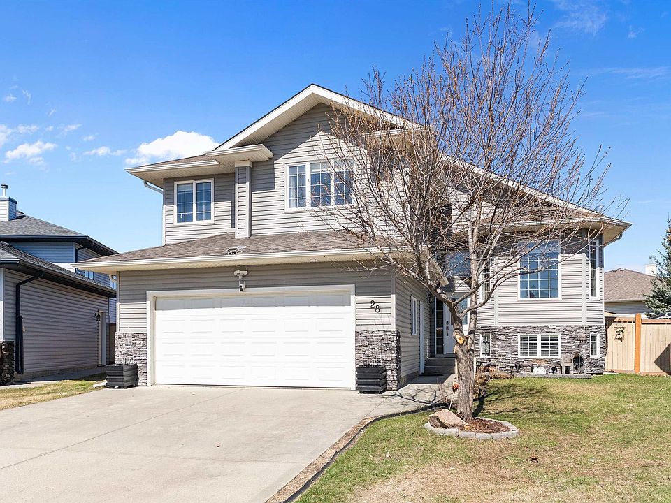 1st image of 28 Woods Pl
