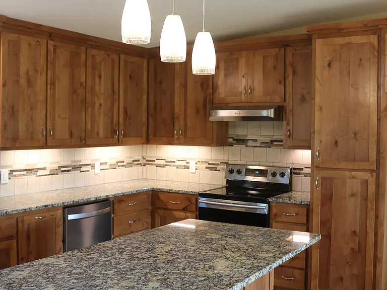 110 Walnut Ln — Photo 4