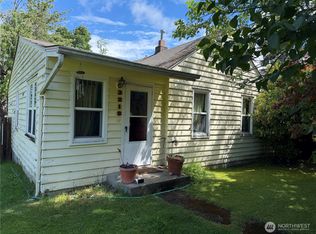 3218 NE 97th St, Seattle, WA 98115