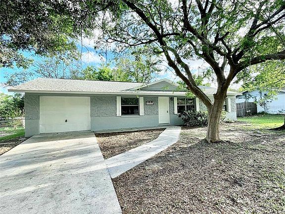 2nd image of 2860 NE 43rd Pl