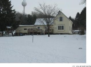 900 3rd Ave E, Durand, WI 54736