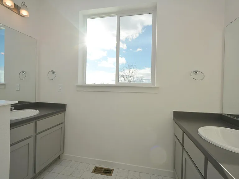 1998 Moon Rise Dr — Photo 10