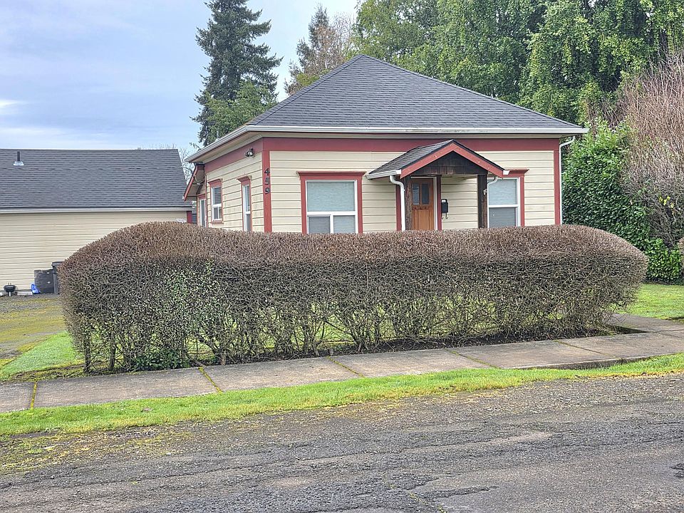 2nd image of 459 Whitman St S