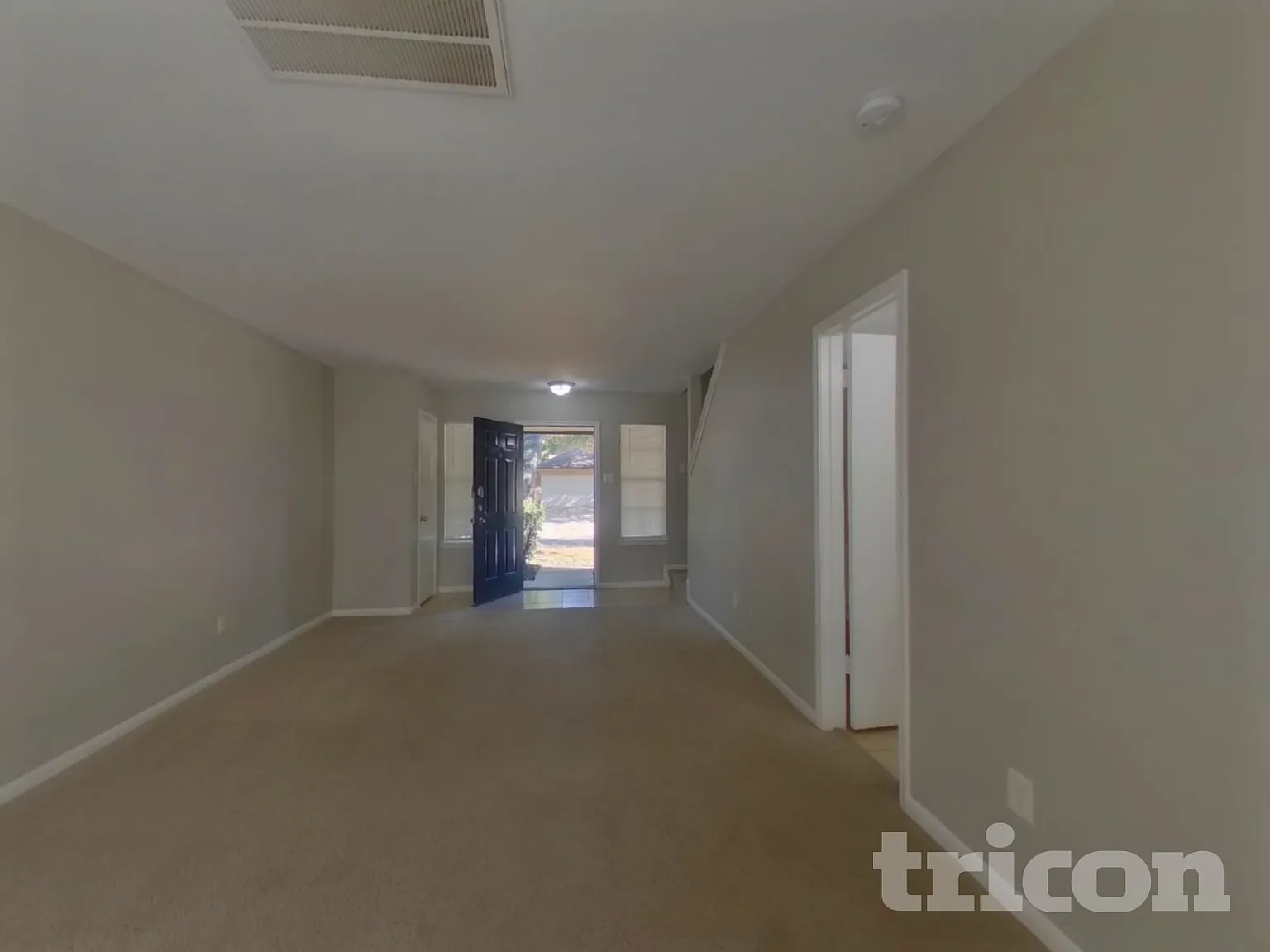 8535 Cold Lake Drive Houston TX — Photo 2