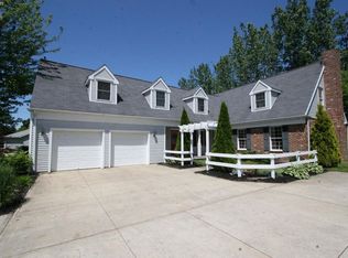 1146 Mudbrook Rd, Huron, OH 44839