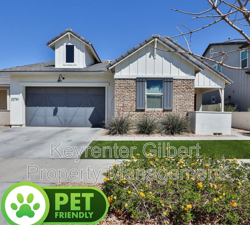 1st image of 22734 E Arroyo Verde Dr