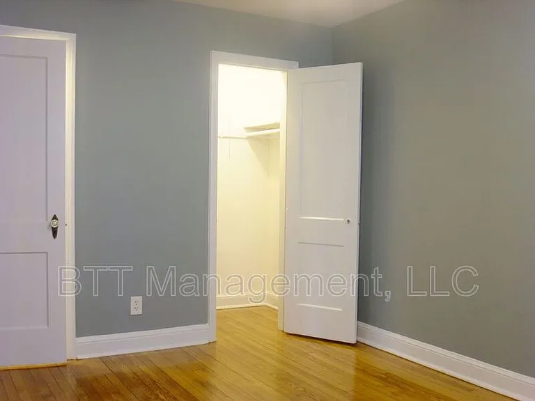 8405 Greenwood Ave #3 — Photo 20