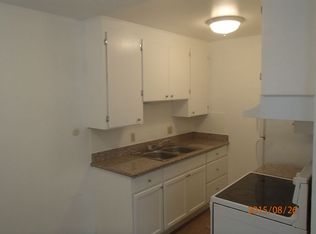 721 N Commerce St APT 1, Stockton, CA