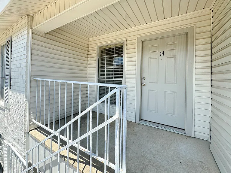 7324 Menlo Dr — Photo 36