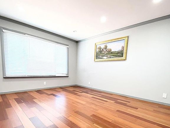 2nd image of 1235 Oxton Dr