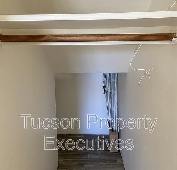 3319 E Presidio Rd #2 — Photo 13