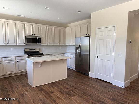 3rd image of 33220 N 60TH Way