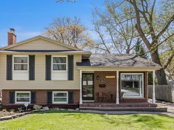 652 Shenandoah Dr, Clawson, MI 48017