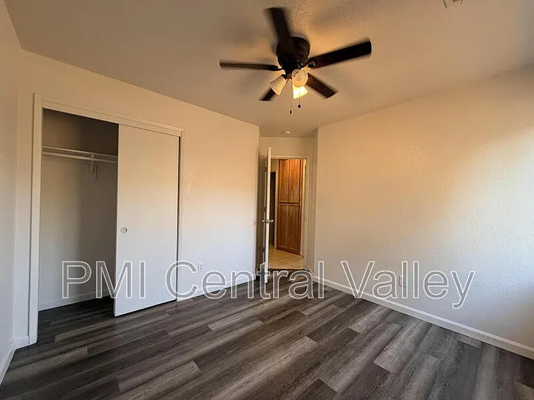 464 Lucas Ct — Photo 22