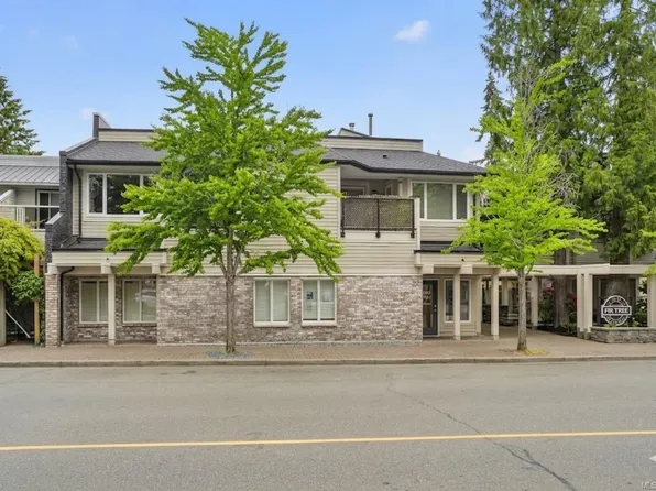 219 Fern Rd W #7, Qualicum Beach, BC V9K 2M2