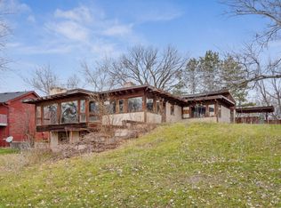 16201 Hilltop Rd, Eden Prairie, MN 55347