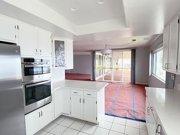 5th image of 356 Paseo De La Playa APT D