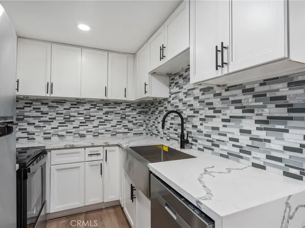 1735 E Washington St APT C12, Colton, CA 92324