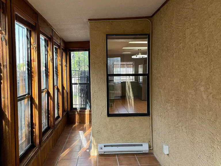 5516 Delhi St NE — Photo 18