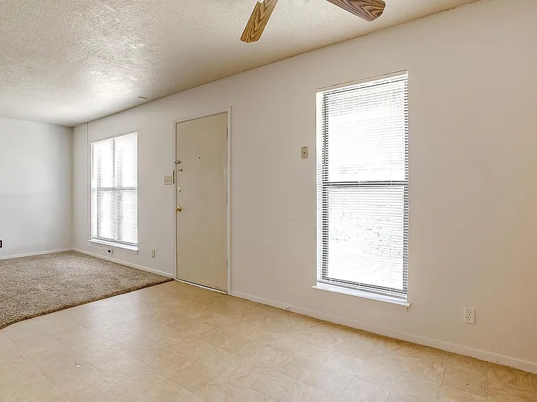 6530 Fall Creek Hwy — Photo 26