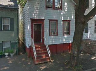 311 3rd St, Albany, NY 12206