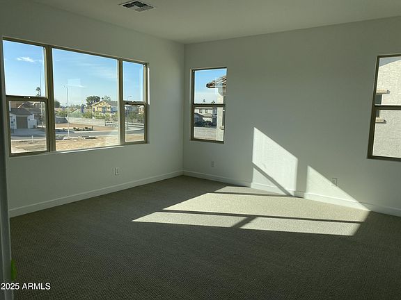4th image of 4931 W BERYL Avenue