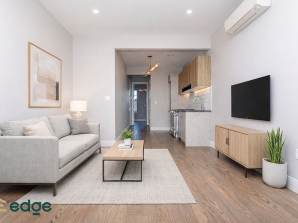 121 Boerum St APT 4B