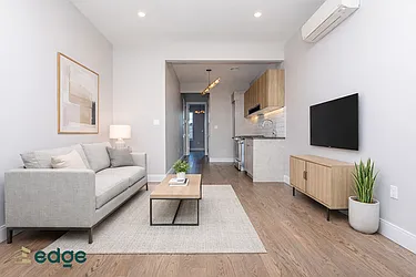 121 Boerum Street, #4B