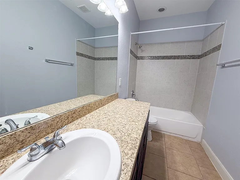 14908 Hannah Way — Photo 31