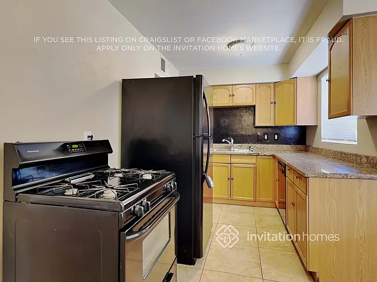 1215 E Winter Dr — Photo 17