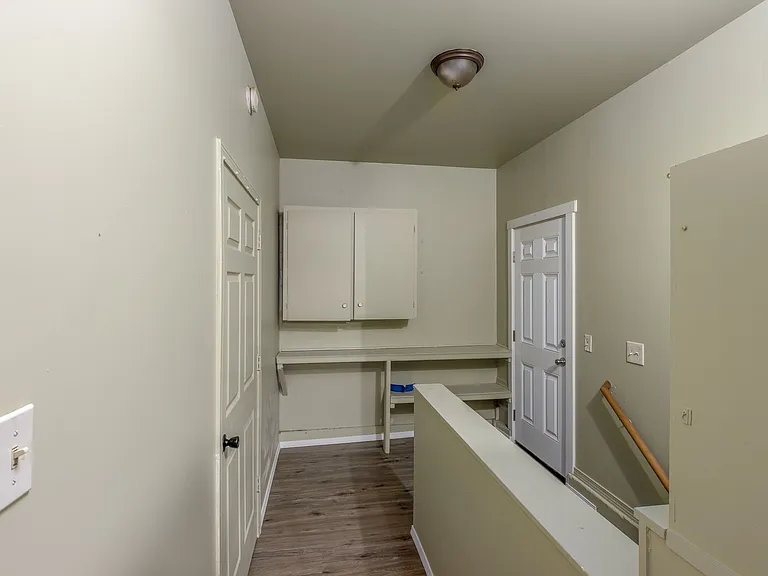 11835 NE Couch St — Photo 17