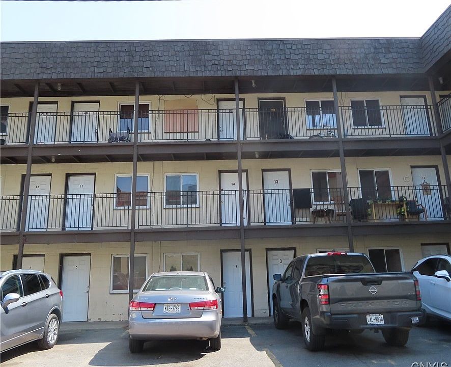 1st image of 469 James St #71