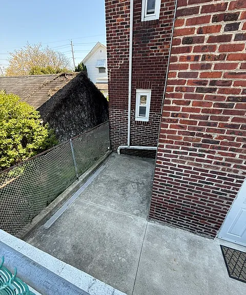 245 Terrace Ave — Photo 8