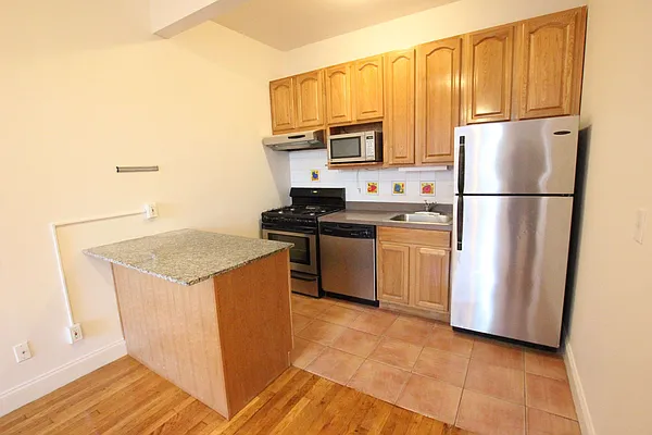 Rented by Bedford 6 Real Estate | media 10