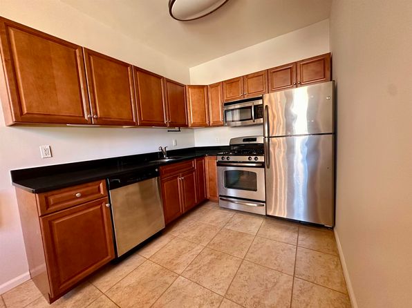 301 Palisade Ave APT 1C