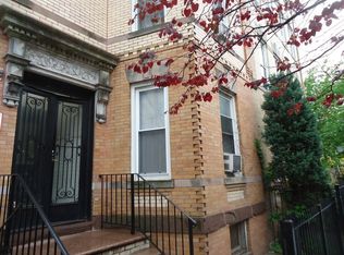 3097 44th St APT 1R, Astoria, NY 11103