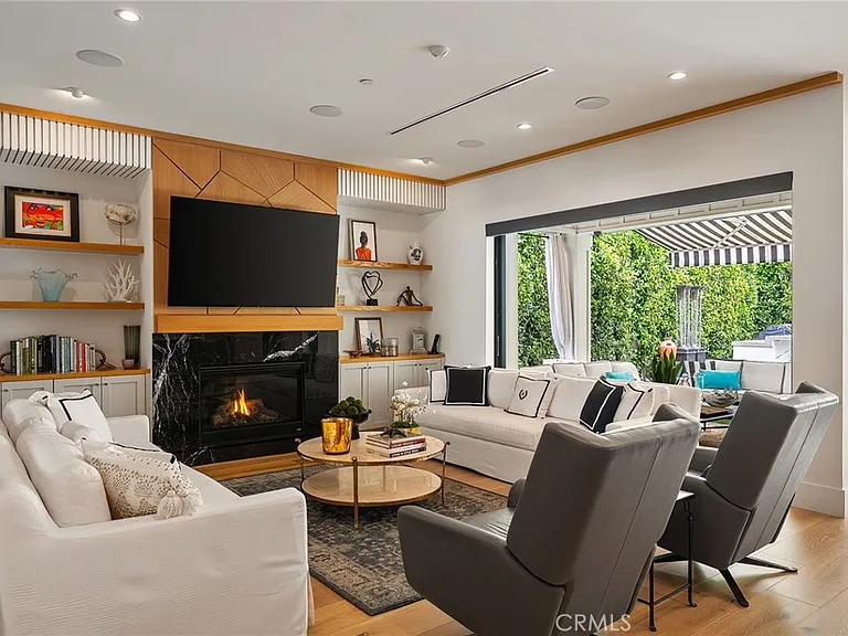 4365 N Kraft Ave — Photo 9